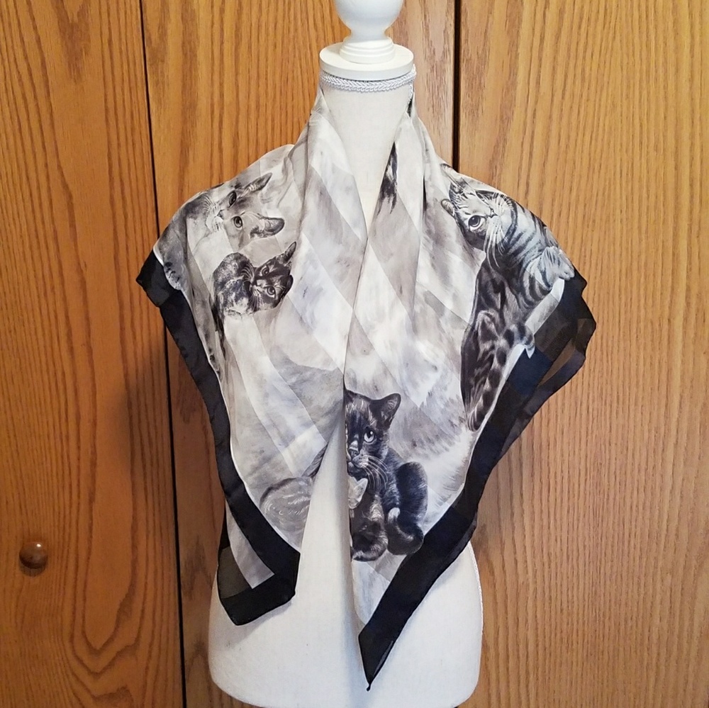 Symphony scarf, square